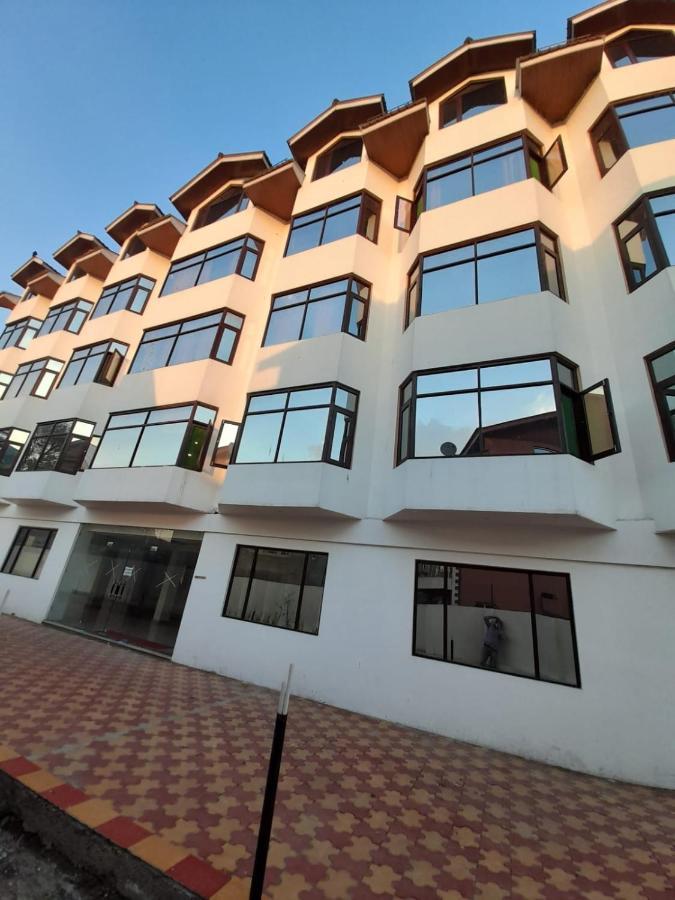 Hotel Zoon Dabb Srinagar Airport Kashmir Exteriör bild