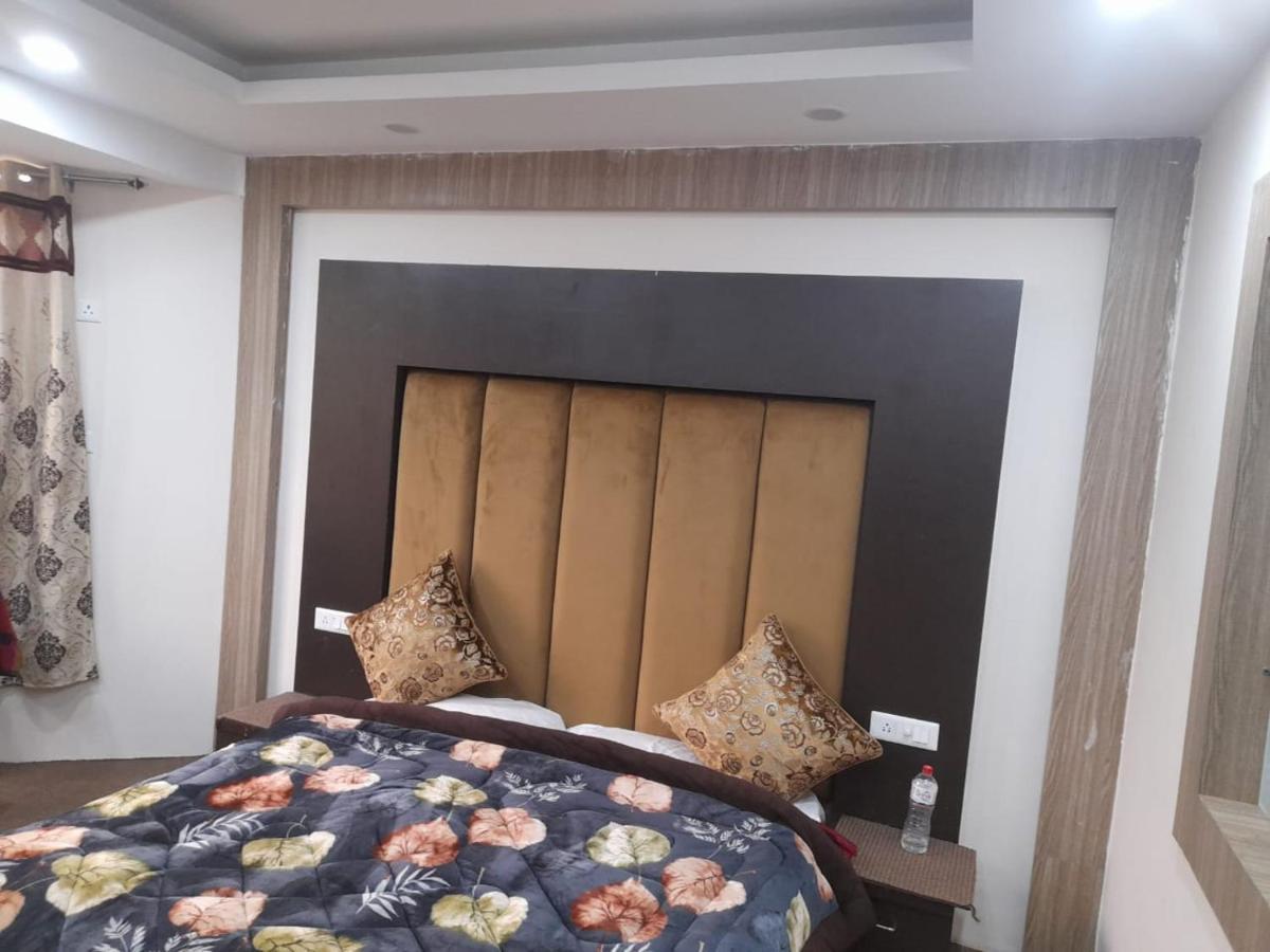 Hotel Zoon Dabb Srinagar Airport Kashmir Exteriör bild