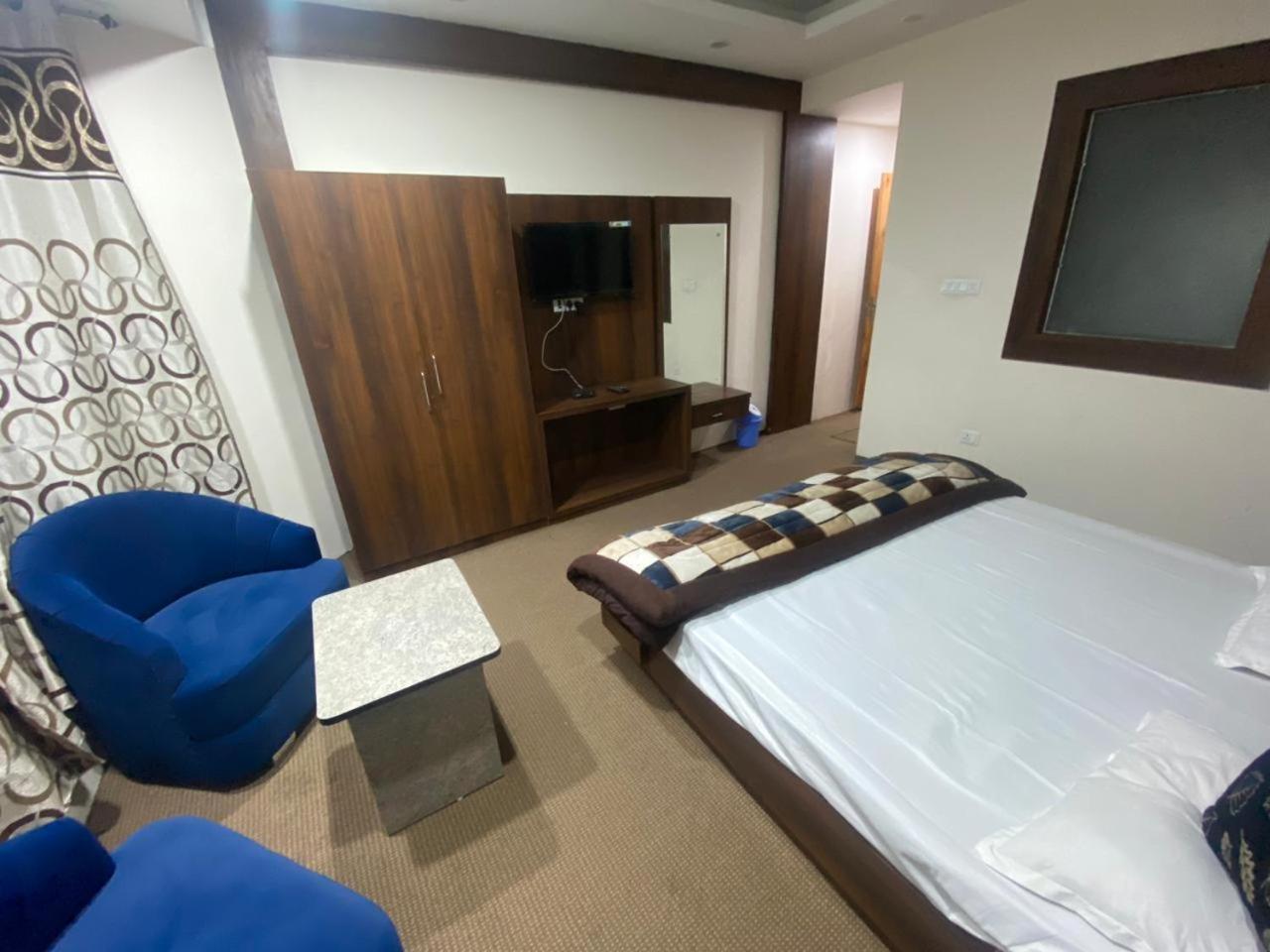 Hotel Zoon Dabb Srinagar Airport Kashmir Exteriör bild