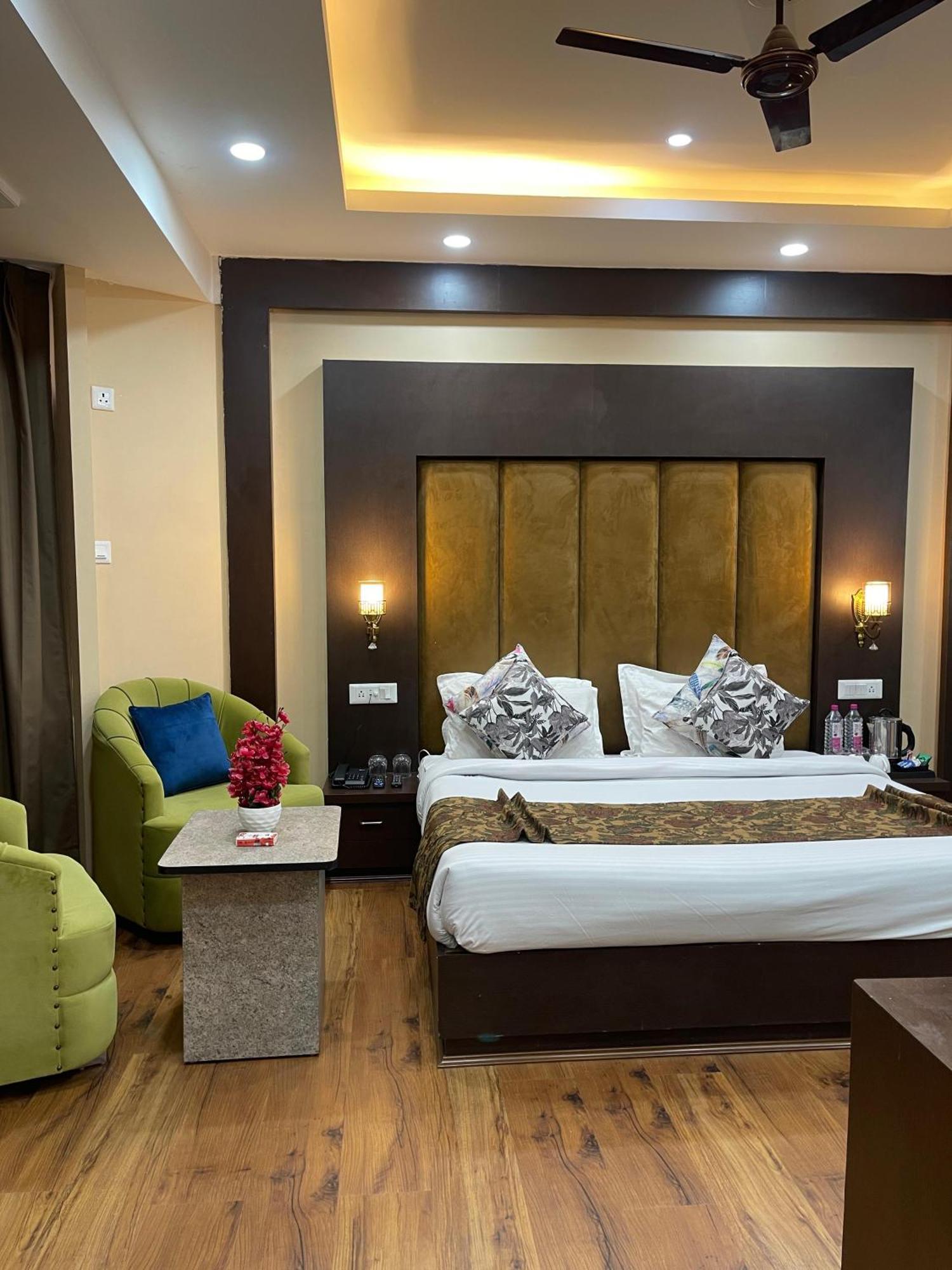 Hotel Zoon Dabb Srinagar Airport Kashmir Exteriör bild