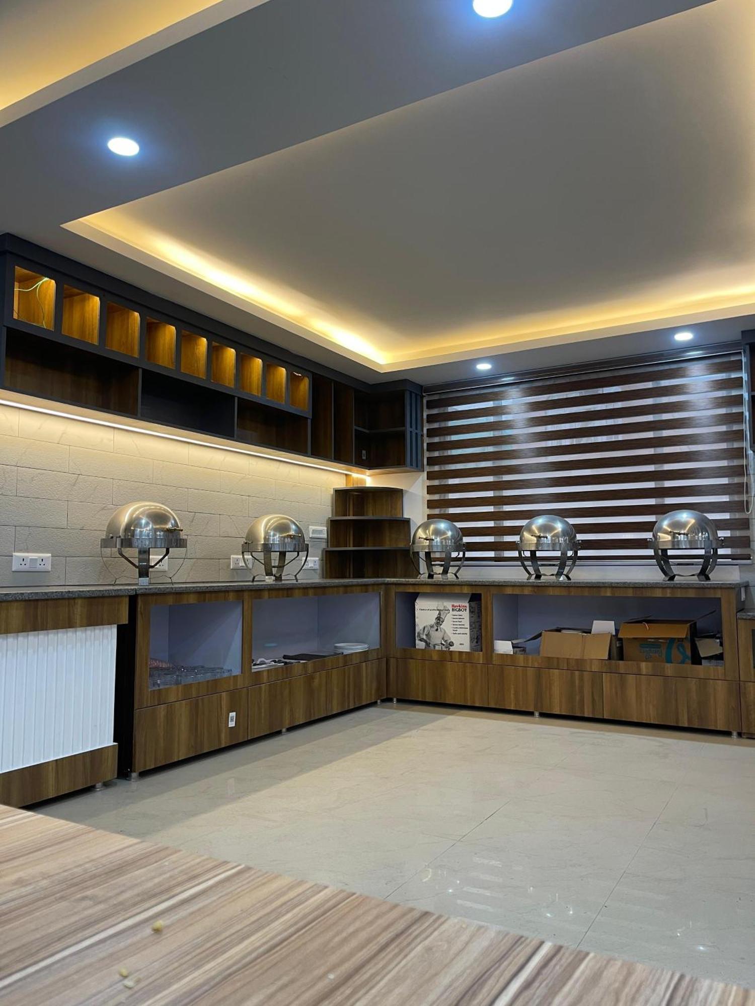 Hotel Zoon Dabb Srinagar Airport Kashmir Exteriör bild