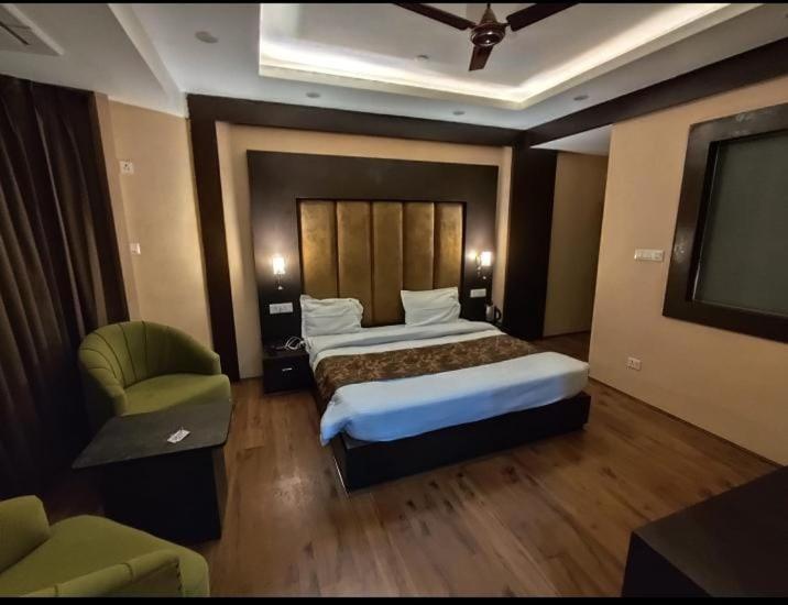 Hotel Zoon Dabb Srinagar Airport Kashmir Exteriör bild
